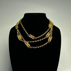 Jackie Kennedy JBK - Vintage camrose & Kross Paper Clip